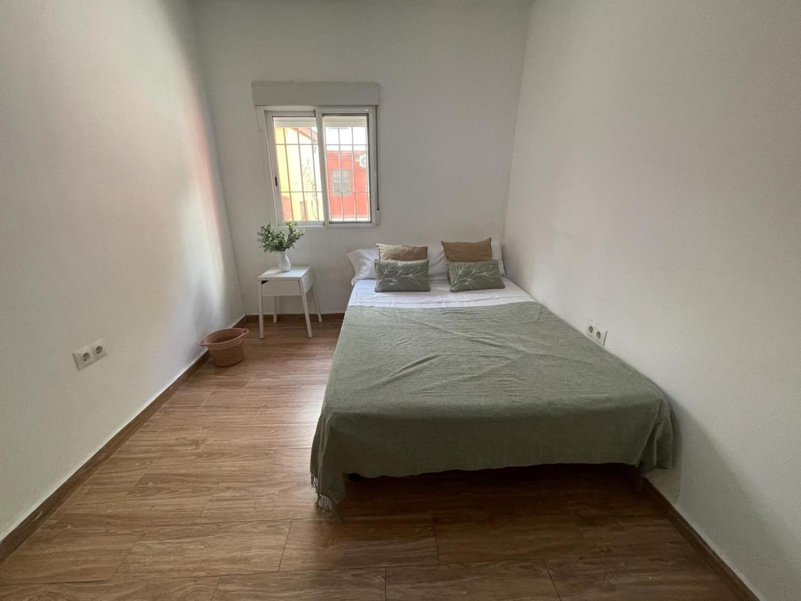 Triana Roomable Севілья Екстер'єр фото